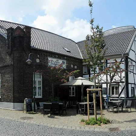 Huebsches In Ehemaliger Gaertnerei *