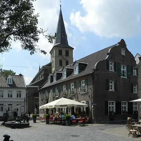 Vakantiehuis Huebsches In Ehemaliger Gaertnerei Meerbusch