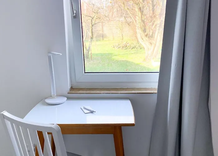 Huebsches In Ehemaliger Gaertnerei Feriehus